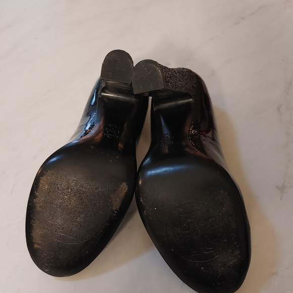 Tory Burch Patent Leather Glitter Colin Heels - Picture 4 of 4